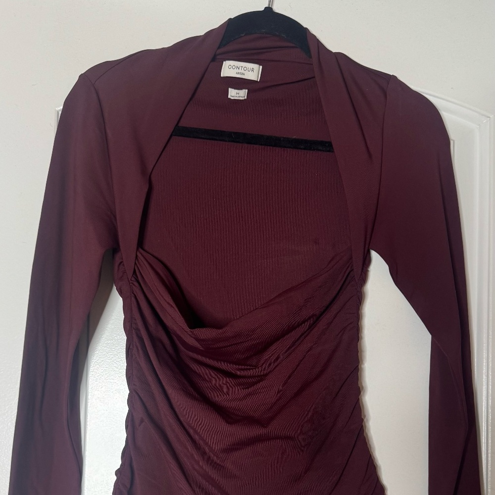 Aritzia Contour Flourish Longsleeve Top Size Medium - Picture 2 of 2